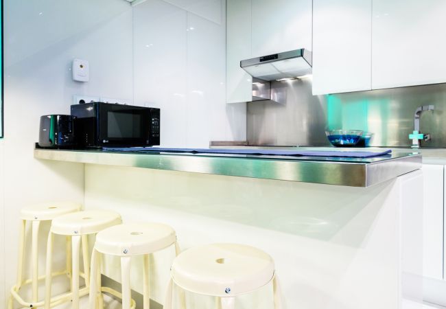 Apartamento en Madrid - 1MB 2PHB