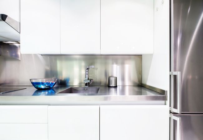 Apartamento en Madrid - 1MB 3PHB2